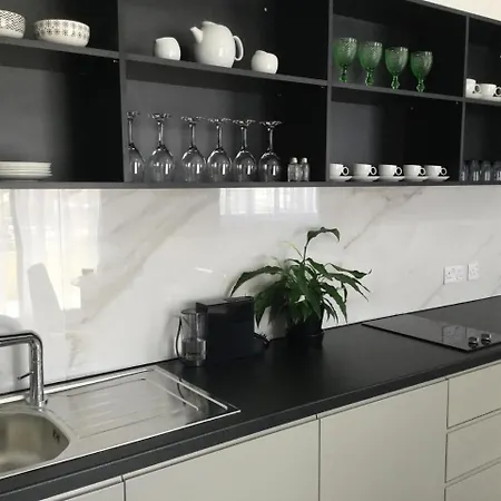 Large Holiday Apartments Apartmán Larnaca